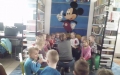 Spotkanie w Bibliotece z młodszą grupą Przedszkolaków z Czubrowic  4.04.2019 r.