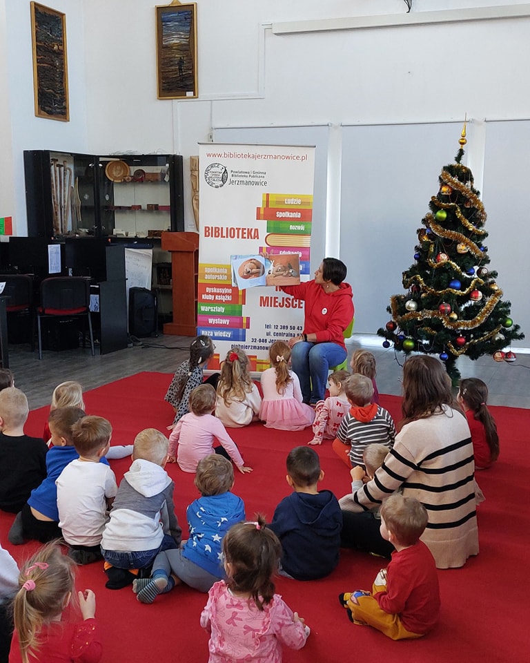 Świąteczne spotkanie w bibliotece