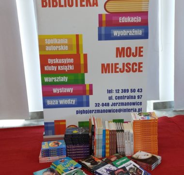 Dary książkowe z Fundacji Powszechnego Czytania w naszych bibliotekach