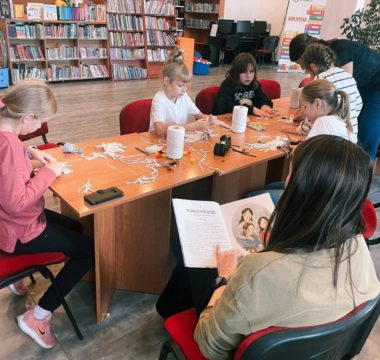 Zaplatamy sznurki w Bibliotece