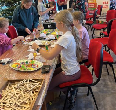 GRUDNIOWE WARSZTATY ŚWIĄTECZNE